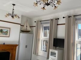 Cosy 2 Bedroom House -2022 & 2023 Award Winner!, cottage in Ramsgate