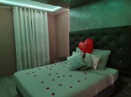 RoyalSpa appartement d'amour avec jacuzzi privatif, hotell sihtkohas Strasbourg