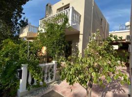 Moutallos Rooms Inn Homes, guest house in Paphos City