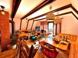 Kuća na Kopaoniku - Rani mraz, khách sạn ở Kopaonik