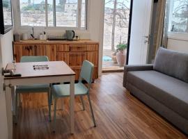 Moonlight Suite Arad צימר אור הירח, ערד, Pension in Arad