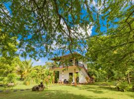 Rock Violet Lakefront Cabanas & Restaurent, hotell i Tangalle