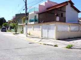 Casa duplex, praia forte.