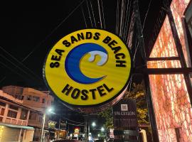Sea Sands Beach Hostel, hótel í Negombo