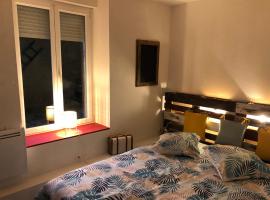 Viesnīca Chez Julien: appartement confort plein centre pilsētā Lunevila