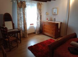 La Briarde chambre d'hôtes seule, vacation rental in Boissy-le-Châtel