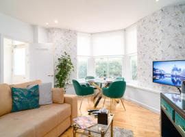 Oakfield Premier Apartments - Fast Wifi - 5 mins City Centre, apartment in Cardiff