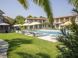 Residence Molino - Holiday Apartments, hotell i Manerba del Garda
