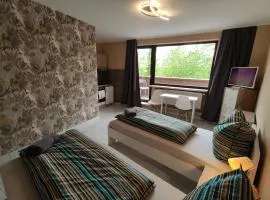 HOME at FRIENDS - City - Zu Hause bei Freunden