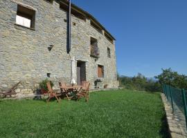 Casa Rural Urbe, country house in Campodarbe