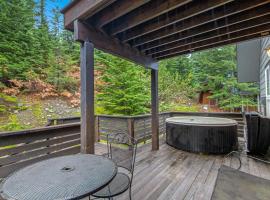 Black Diamond Cabin, hotel din Snoqualmie Pass