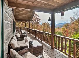 Hiawassee Cabin with Mtn Views Less Than 1 Mi to Lake!, hotel v destinaci Hiawassee