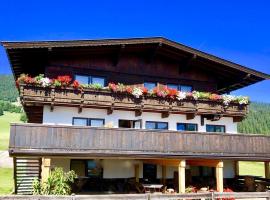 Pension Heidelberg - Fam Fuchs, hotelli kohteessa Hopfgarten im Brixental