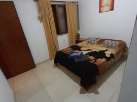 Habitación con baño privado hasta 4 personas, hotel en Paraná