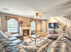 Gainesville Home with Outdoor Oasis, 16 Mi to Lake, hotel a Gainesville