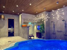 Kärde Puhkemaja, hotel s jacuzzi v destinaci Kärde