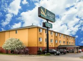 Quality Inn Dubuque on Hwy 20