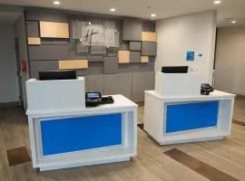 Holiday Inn Express Hotel & Suites East Lansing by IHG