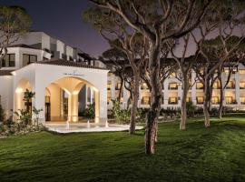 Pine Cliffs Ocean Suites, a Luxury Collection Resort & Spa, Algarve, hotel en Aldeia das Açoteias, Albufeira