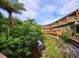 ์ด๋ฆฌ์ค๋ชจํ
์ ์์นํ ํธํ
์ด๋ฆฌ์ค๋ชจํ
์ง๋ง ์ ๊ธ ํธํ
ํ์ด๋๋ง์ผ