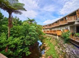 Iriomotejima-Jungle Hotel Painumaya