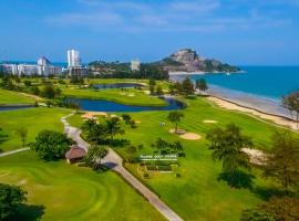 Seapine Beach Golf and Resort Hua Hin, hotel in Hua Hin