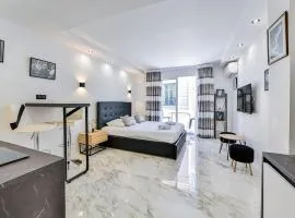 Large studio - 50m Cannes beach - terrace sea view