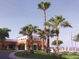 Radisson Blu Hotel, Yanbu, hotel poblíž Letiště Prince Abdul Mohsin Bin Abdulaziz - YNB, Yanbu