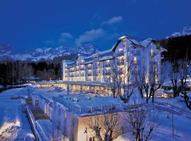 Cristallo, a Luxury Collection Resort & Spa, Cortina D 'Ampezzo, hotel a Cortina dʼAmpezzo