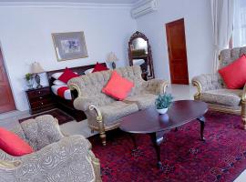 Neptune Royal Guesthouse, hotel in Pretoria