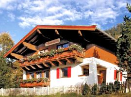 Holiday Home Haus am Sonnenhang by Interhome, holiday rental in Spielbichl