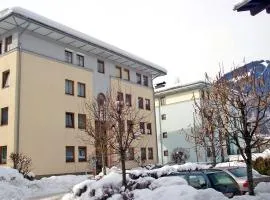 Apartment Haus Kitzsteinhorn by Interhome