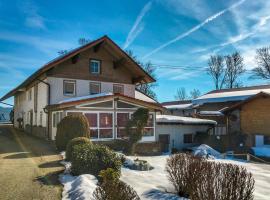 Holiday Home Triendl by Interhome, hotel in Bischofsmais