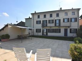Holiday Home La Corte Bricca - Casa Padronale by Interhome, holiday home in Castana