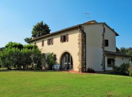 Holiday Home Villa Magna by Interhome – hotel z parkingiem w mieście Pian dei Cerri