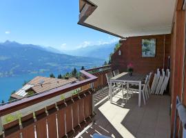 Apartment Mountain Lake Panorama by Interhome, hotel cerca de Beatus Cave, Sundlauenen