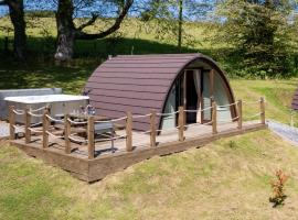 Pods at Broadway, hotel with parking in Laugharne