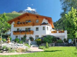 Apartment Stark by Interhome, 4-Sterne-Hotel in Pettneu am Arlberg