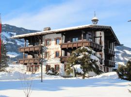 Apartment Römerhof-4 by Interhome, hotel in Fügen