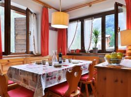 Apartment Apt 3 by Interhome, hotel in Penia