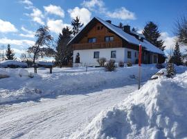 Apartment Winterhalder by Interhome, budgethotell i Eisenbach