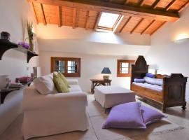 Apartment Loft Este by Interhome, hotel di Este