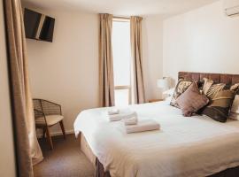 Mill St. Retreat, serviced apartment in Clare