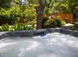 Villa Mimosa Hot Tub Fire Table BBQ Walk to River Dog Friendly