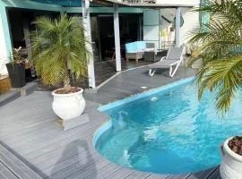 Appartement confortable à Saint-Pierre avec piscine privée (55 m²)