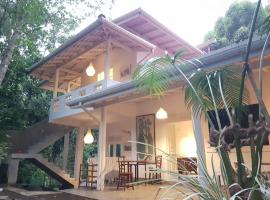 JJ JungleJoy Villa, hotell i Unawatuna