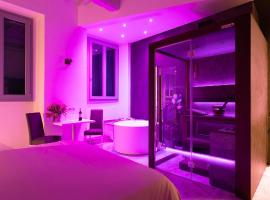 F1RST Suite Apartment & SPA, hotel met jacuzzi's in Florence