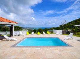 Villa de 3 chambres avec vue sur la mer piscine privee et jardin clos a Le Diamant a 3 km de la plage, מלון עם חניה בלה דיאמנט