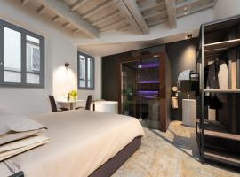 F1RST Suite Apartment & SPA, hotell med jacuzzi i Firenze