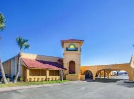 Days Inn by Wyndham Del Rio